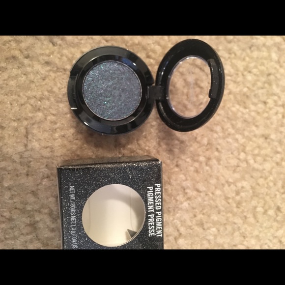 MAC Cosmetics Other - Mac cosmetics enchantment eyeshadow